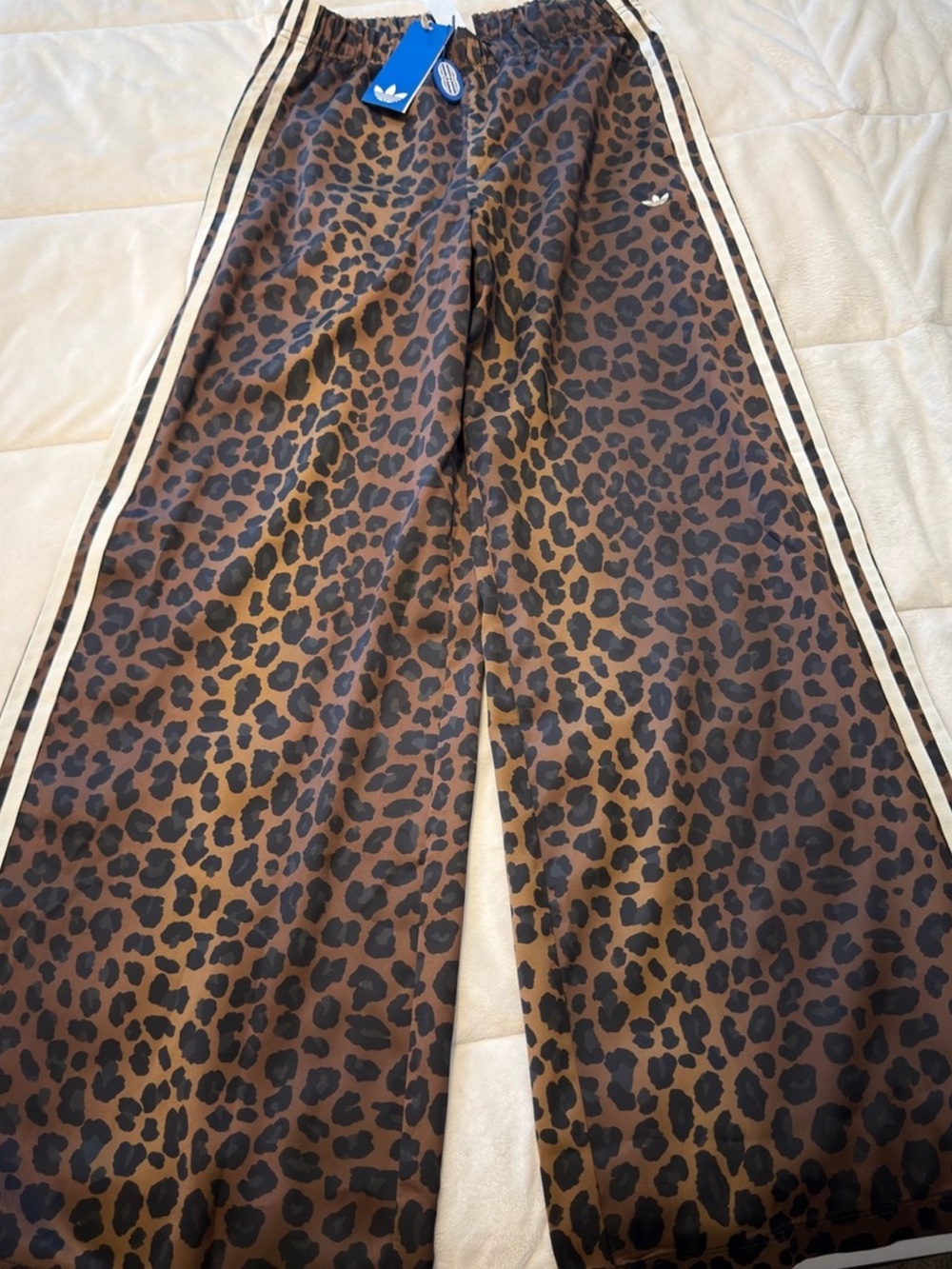 New Adidas Viral Leopard Print Wide-Leg Track Pants - Picture 6 of 6